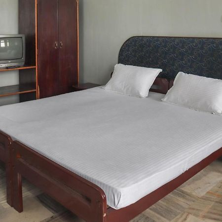 Spot On 49477 Hotel Galaxy Dimāpur Exterior foto